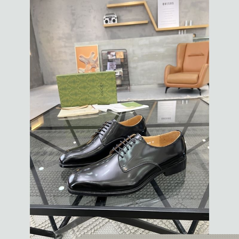 G*u*i leather shoes